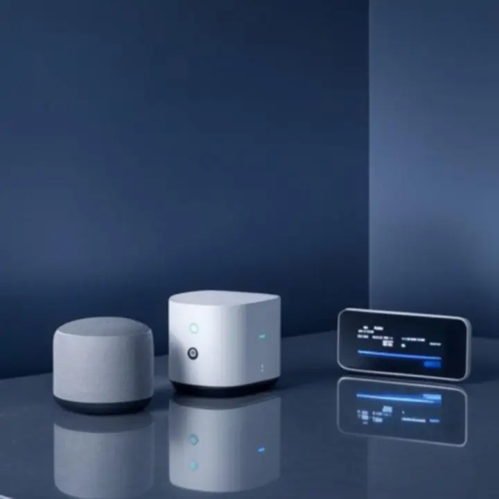 Zbiór nowoczesnych urządzeń smart w minimalistycznej aranżacji